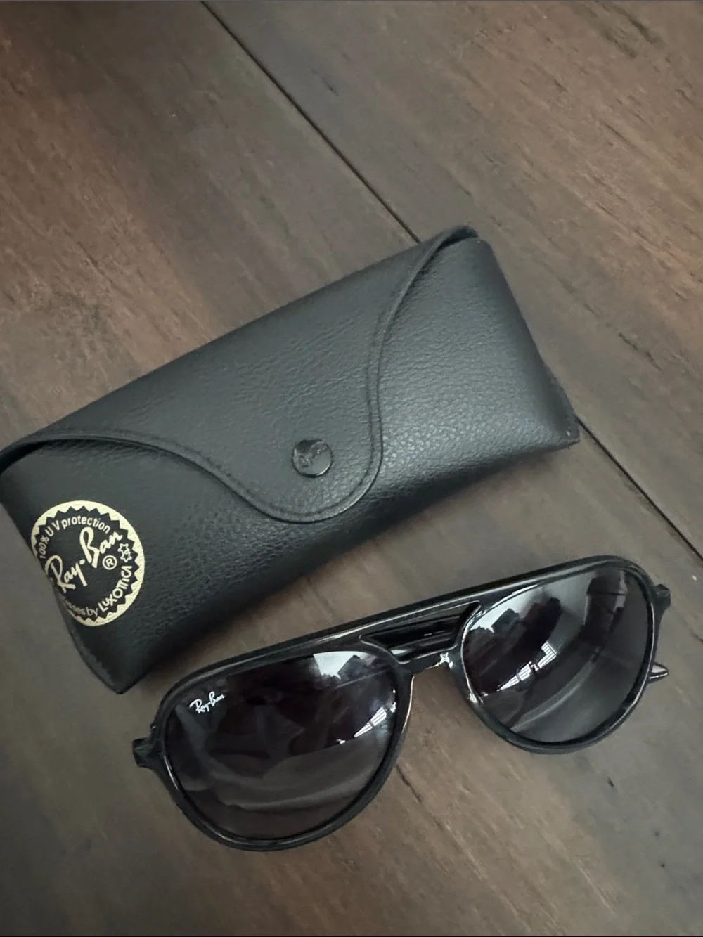 Ray-Ban Black Aviator Sunglasses
